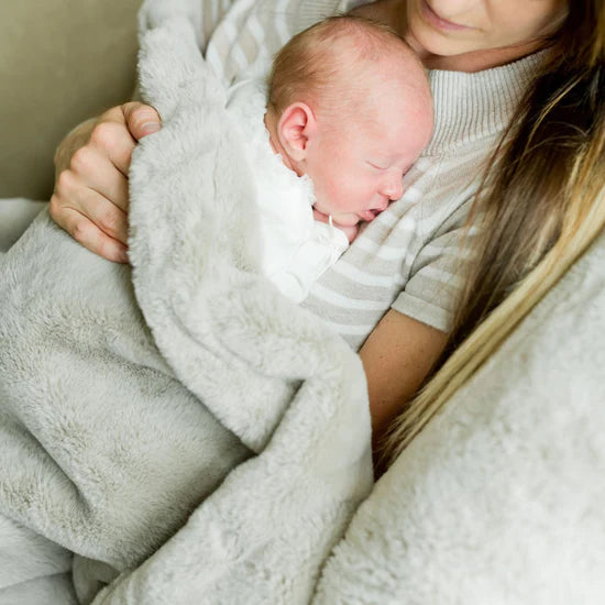 Faux Fur Blanket for baby and good children - LITTLE FAWN