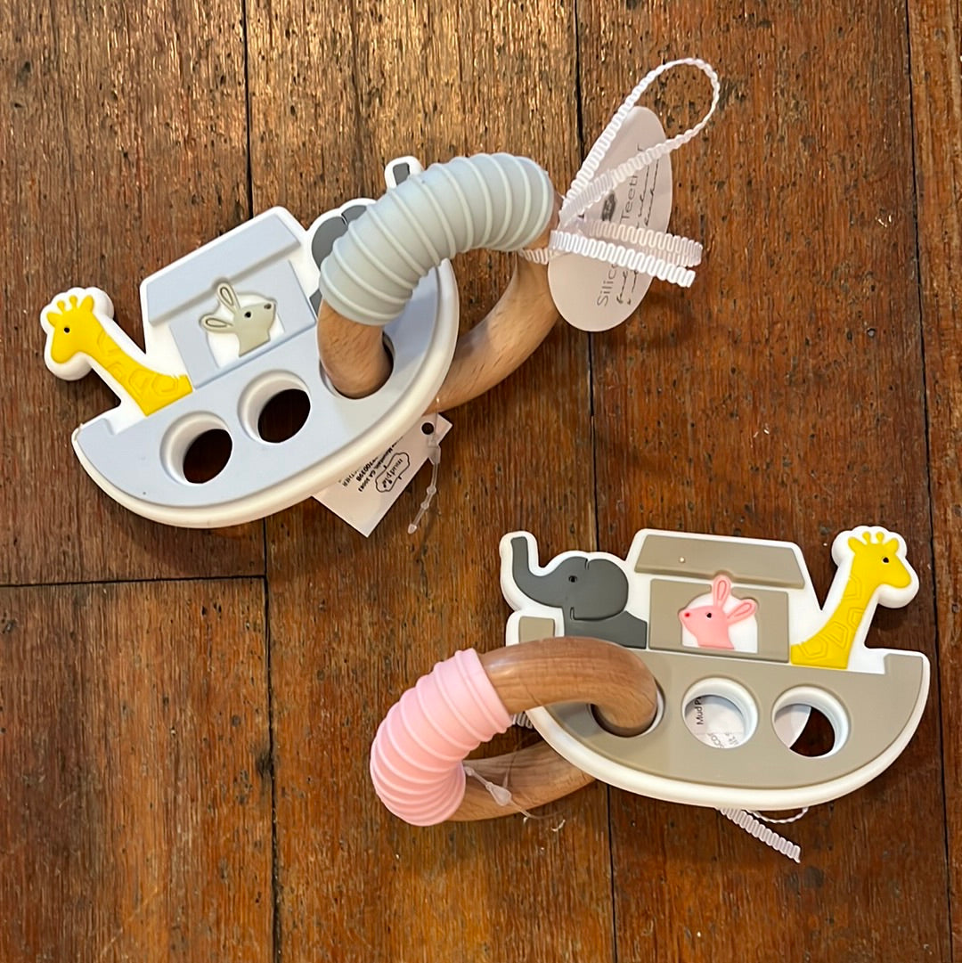 Noah's Ark Teether