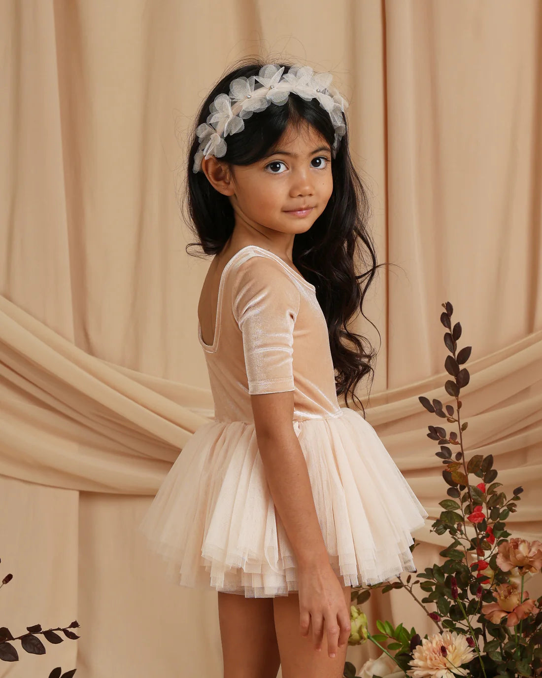 THEA TUTU || ANTIQUE