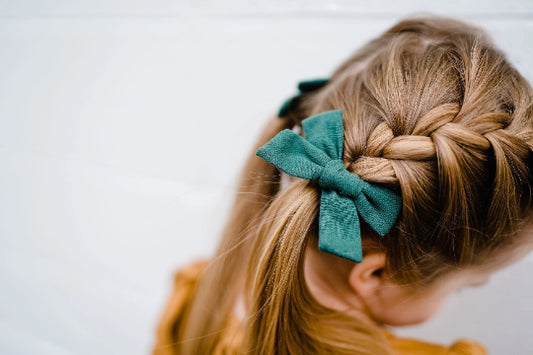 Linen Alligator Clip Bows